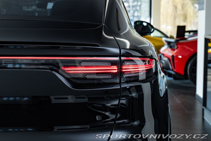 Porsche Cayenne E-Hybrid/Platinum Edition 1800