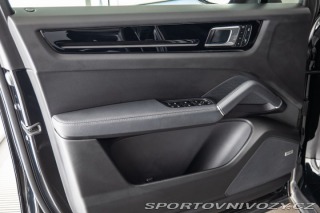 Porsche Cayenne E-Hybrid/Platinum Edition 2023