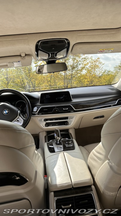 BMW 7 750i V8 330kw xDrive 2016
