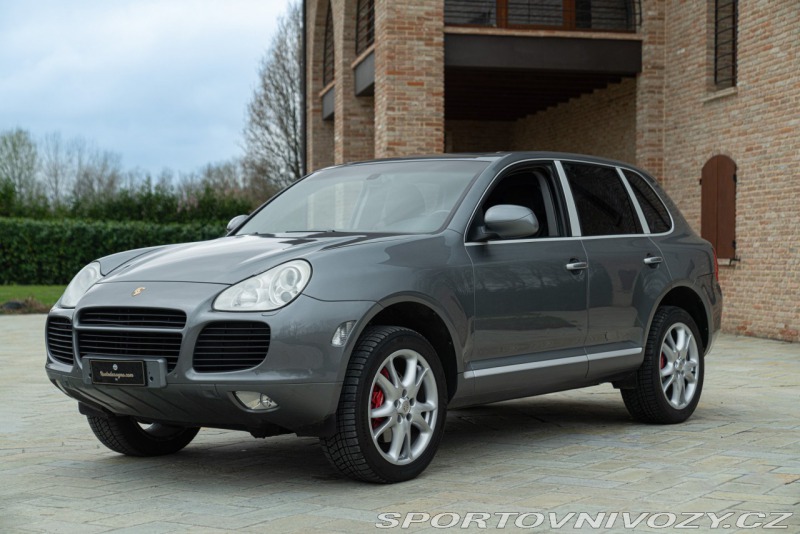 Porsche Cayenne TURBO