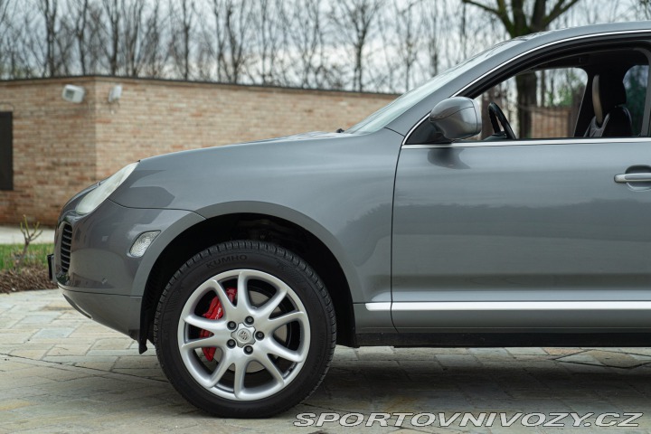 Porsche Cayenne TURBO 2003