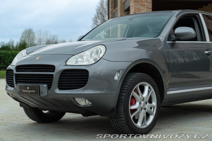 Porsche Cayenne TURBO 2003