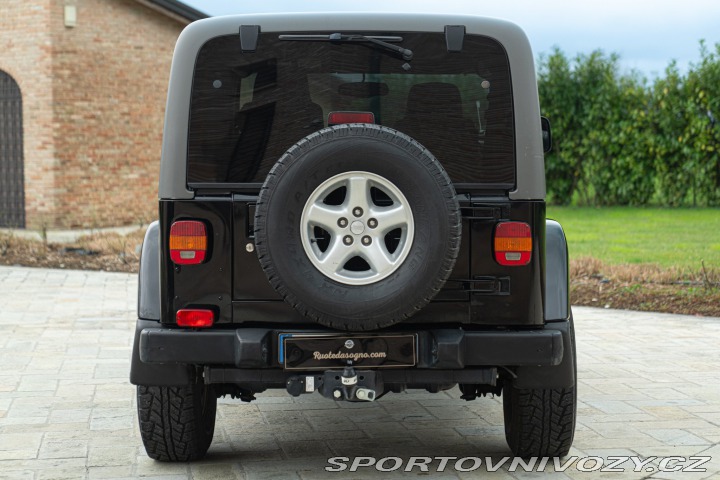 Ostatní značky Ostatní modely Jeep WRANGLER SAHARA 4.0 2003