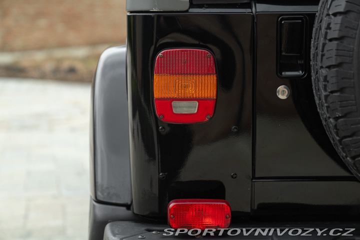 Ostatní značky Ostatní modely Jeep WRANGLER SAHARA 4.0 2003