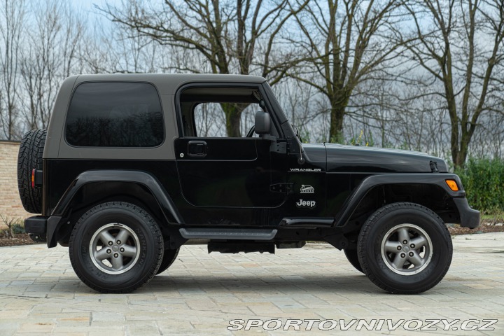Ostatní značky Ostatní modely Jeep WRANGLER SAHARA 4.0 2003