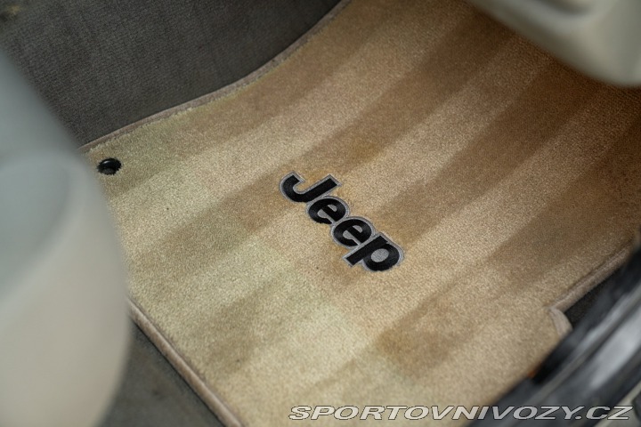 Ostatní značky Ostatní modely Jeep WRANGLER SAHARA 4.0 2003