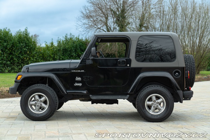 Ostatní značky Ostatní modely Jeep WRANGLER SAHARA 4.0 2003