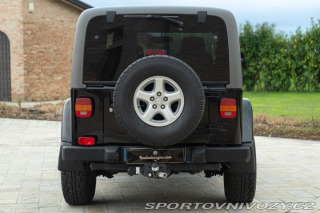 Ostatní značky Ostatní modely Jeep WRANGLER SAHARA 4.0 2003