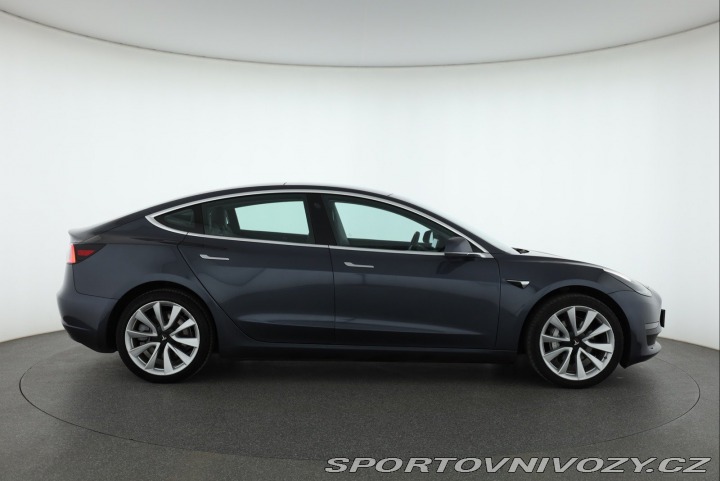 Tesla Model 3 Std Range Plus 52kWh 2019