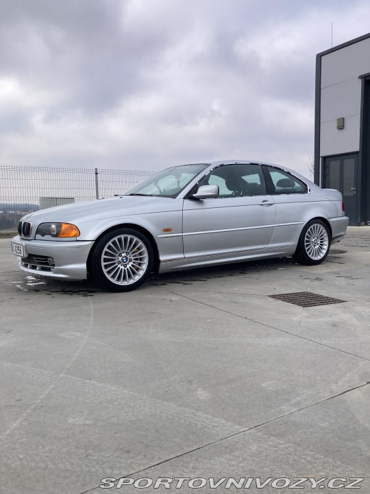 BMW 3 E46 330ci 2001