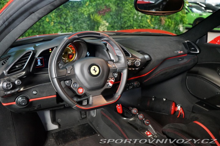 Ferrari 488 Pista Lift Carbon Navi Zá 2020