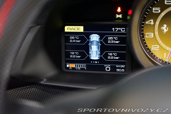 Ferrari 488 Pista Lift Carbon Navi Zá 2020