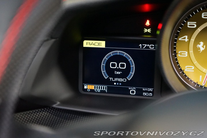 Ferrari 488 Pista Lift Carbon Navi Zá 2020