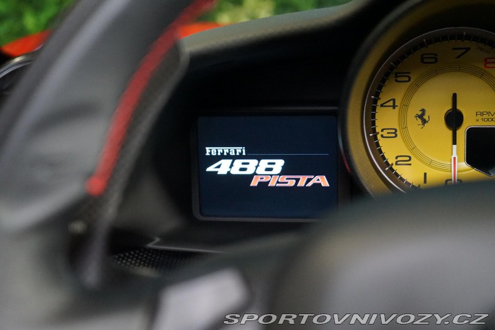 Ferrari 488 Pista Lift Carbon Navi Zá 2020