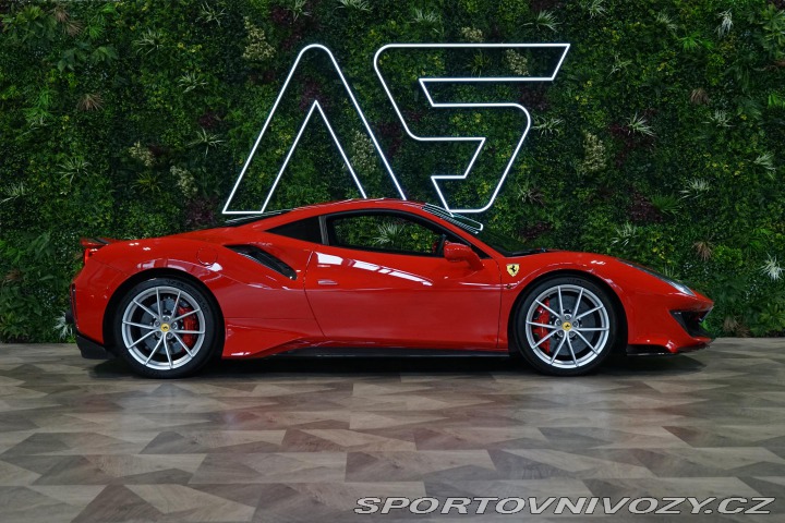 Ferrari 488 Pista Lift Carbon Navi Zá 2020