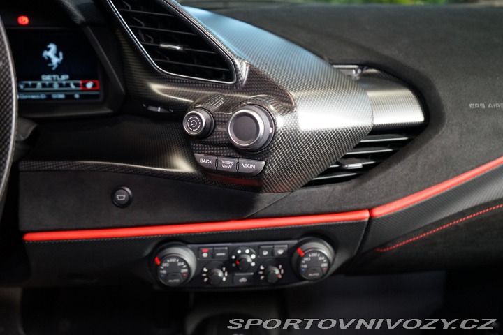 Ferrari 488 Pista Lift Carbon Navi Zá 2020