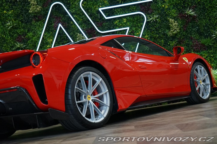 Ferrari 488 Pista Lift Carbon Navi Zá 2020