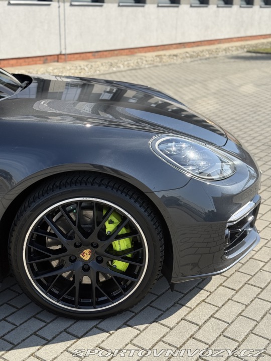 Porsche Panamera 4 E-Hybrid 2020