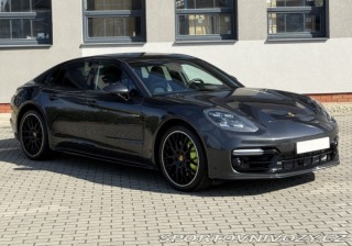Porsche Panamera 4 E-Hybrid 2020