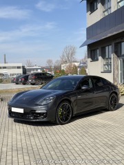 Porsche Panamera 4 E-Hybrid 2020