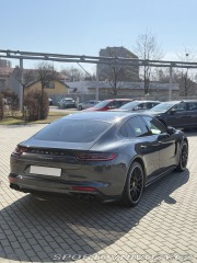 Porsche Panamera 4 E-Hybrid 2020