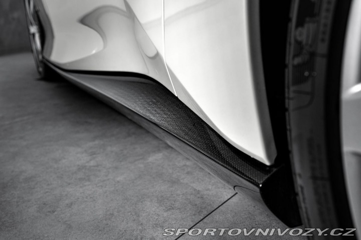 Ferrari Portofino SK 1800