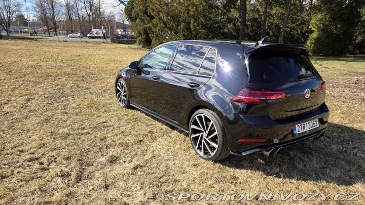 Volkswagen Golf 7.5R 2017