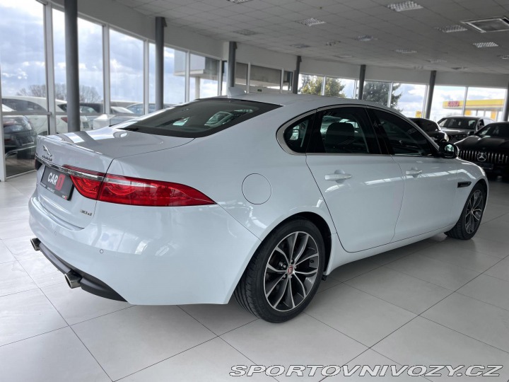 Jaguar XF 30d 221kW*KeyLess*FullLED 2015