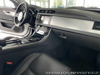 Jaguar XF 30d 221kW*KeyLess*FullLED 2015