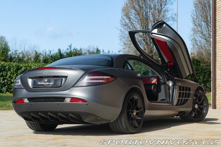 Mercedes-Benz SLR MCLAREN 2006