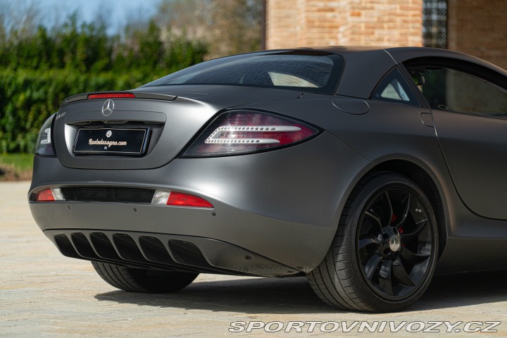 Mercedes-Benz SLR MCLAREN 2006