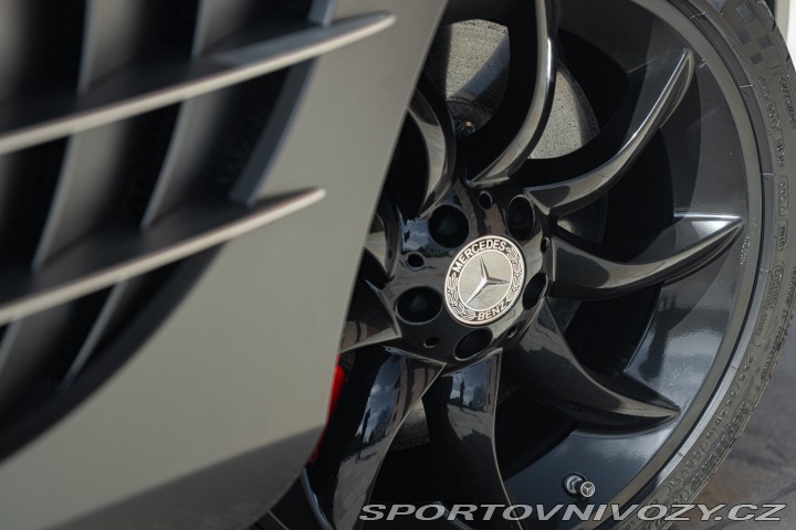 Mercedes-Benz SLR MCLAREN 2006