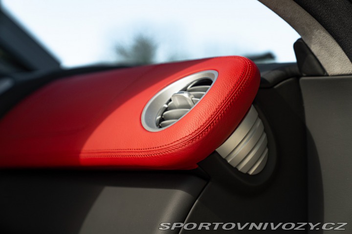 Mercedes-Benz SLR MCLAREN 2006
