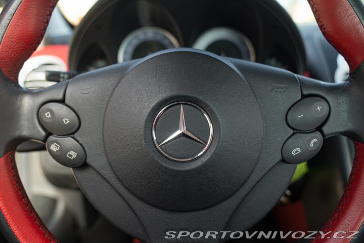 Mercedes-Benz SLR MCLAREN 2006