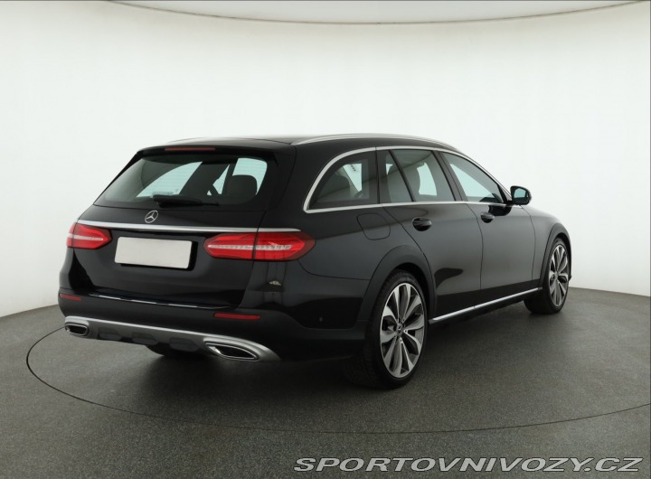 Mercedes-Benz E All-Terrain E 400 d 2019