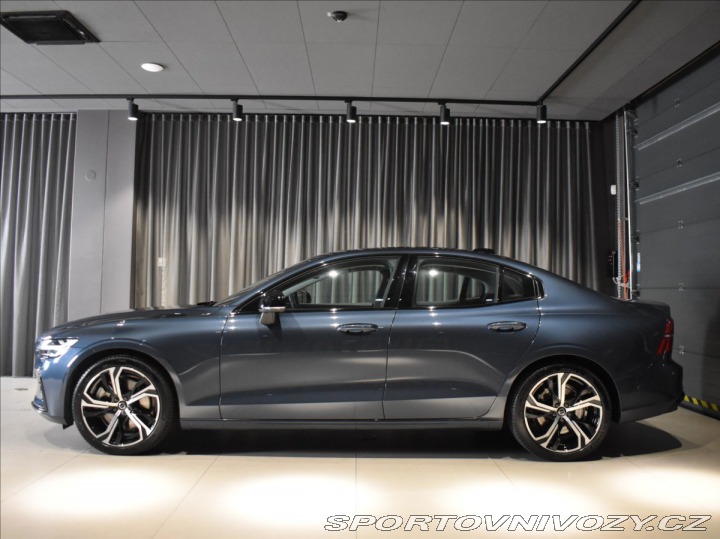 Volvo S60 2,0 B5 AWD ULT Headup,Pan 2023