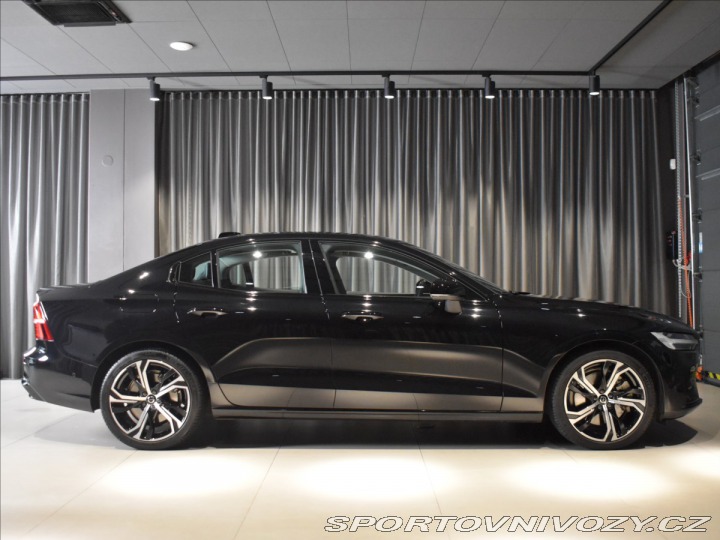 Volvo S60 2,0 B5 AWD Ultimate Dark 2023