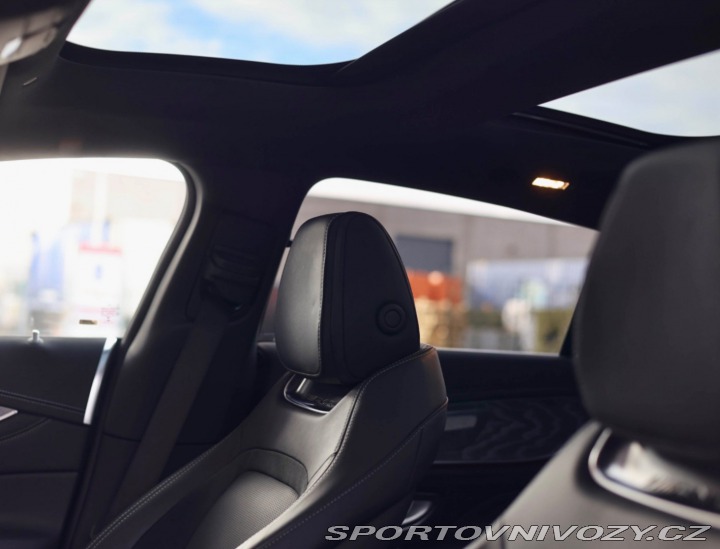 Mercedes-Benz AMG GT 4-dverové AMG43 4Matic+ 2022
