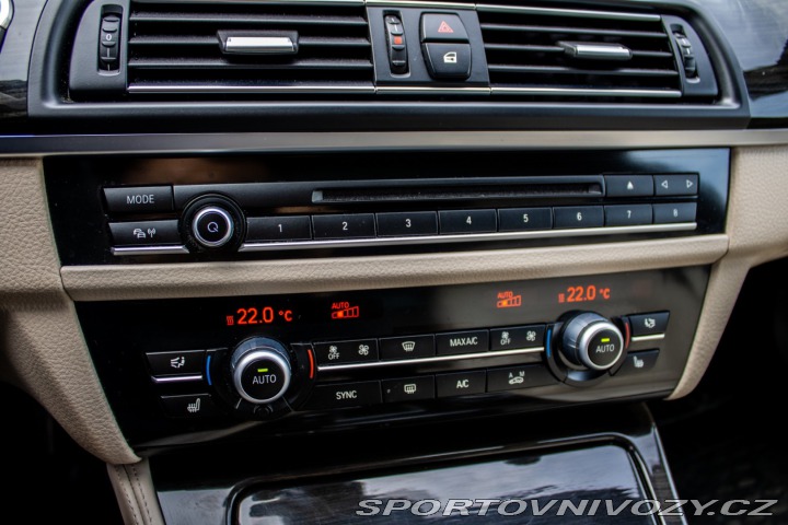 BMW 5 Touring 530d xDrive 2013