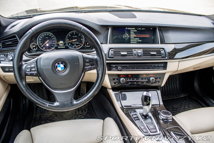 BMW 5 Touring 530d xDrive 2013