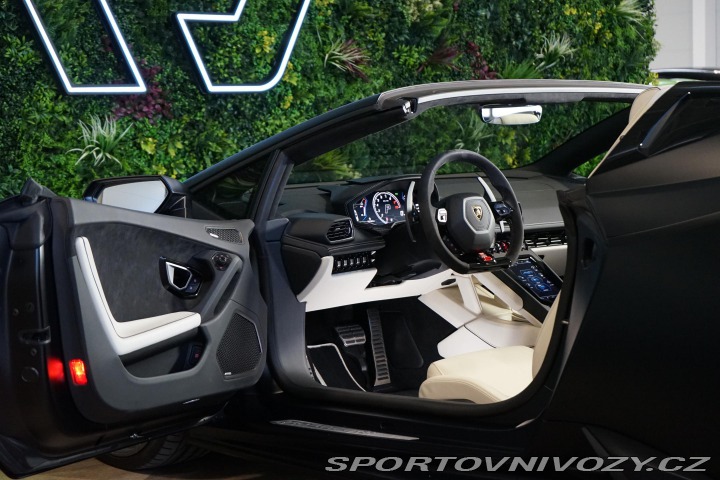Lamborghini Huracán EVO Spyder AWD Lift Záruk 2023