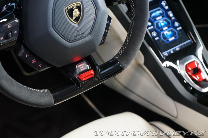 Lamborghini Huracán EVO Spyder AWD Lift Záruk 2023