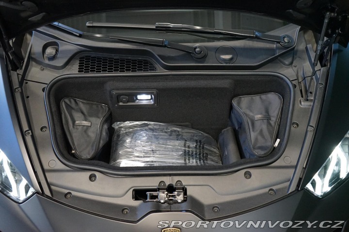 Lamborghini Huracán EVO Spyder AWD Lift Záruk 2023