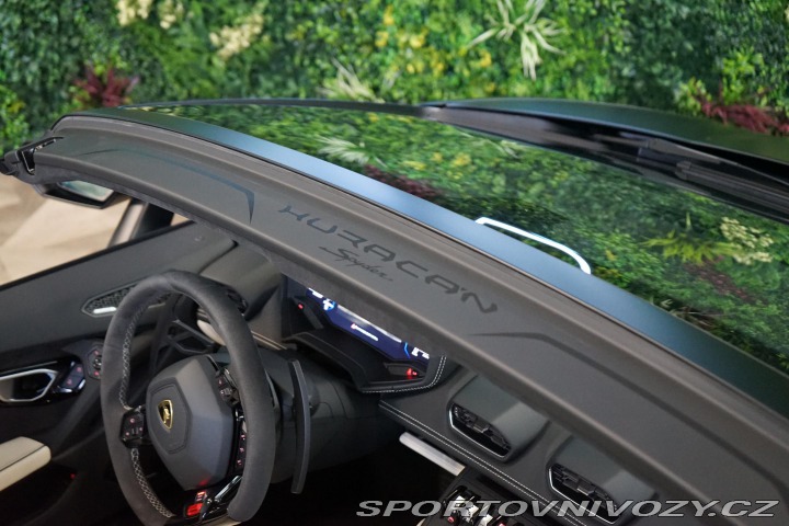 Lamborghini Huracán EVO Spyder AWD Lift Záruk 2023