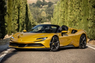 Ferrari SF90 Spider