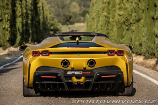Ferrari SF90 Spider 1800