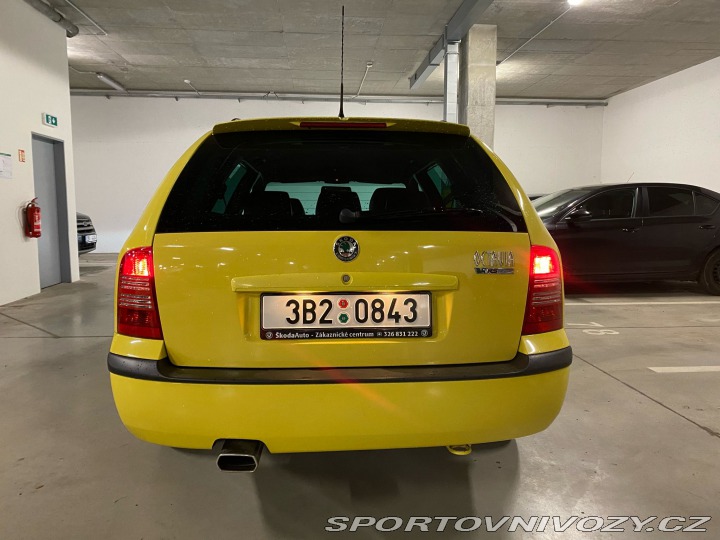 Škoda Octavia RS 1U0 2005
