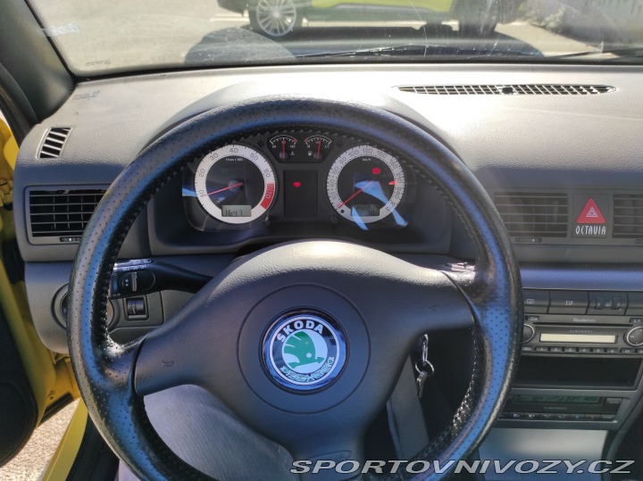 Škoda Octavia RS 1U0 2005