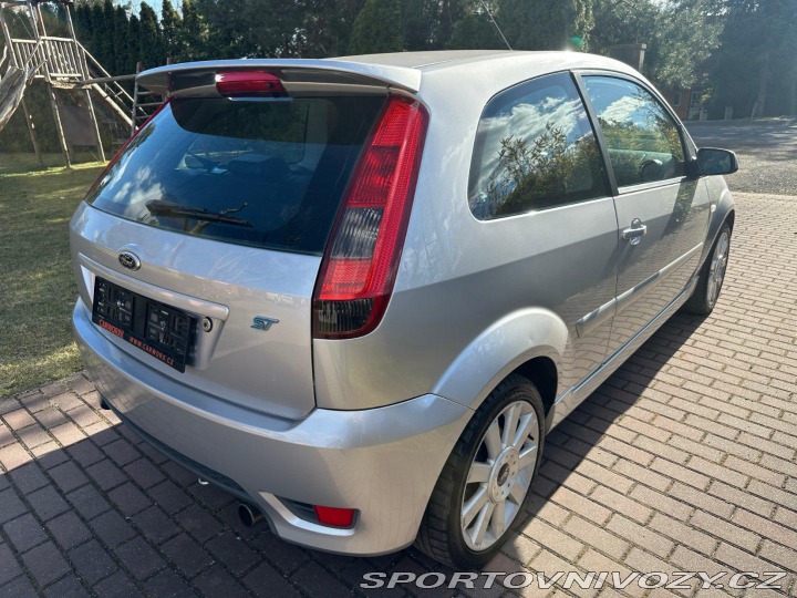 Ford Fiesta ST ST150 2.0 16v 110kw 2005