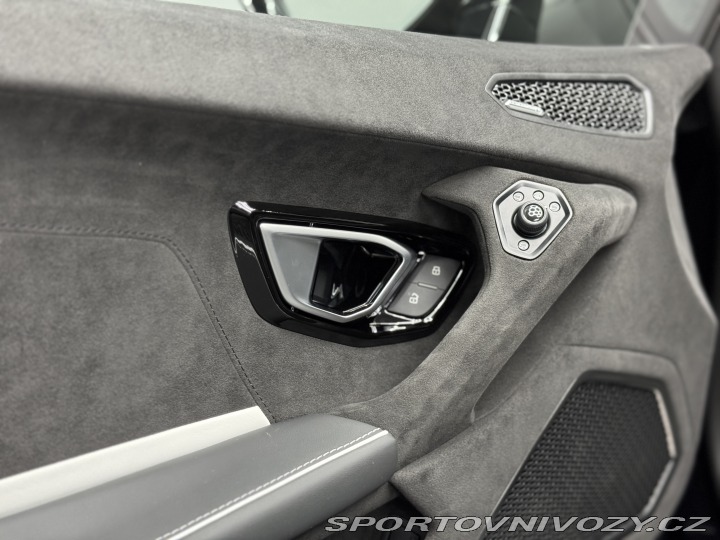 Lamborghini Huracán TECNICA 2024